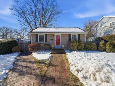 4038 Chestnut St, Fairfax, VA, 22030