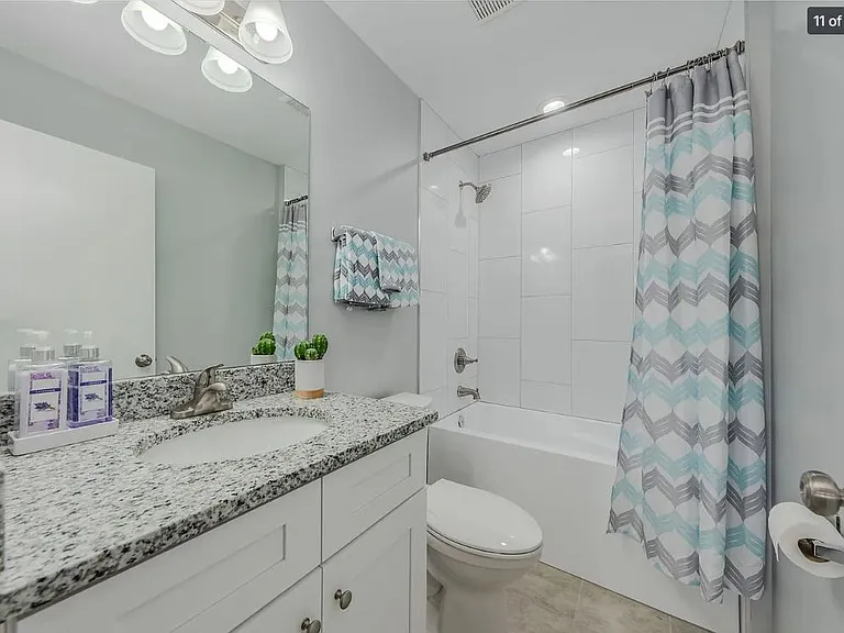 423 S Westmore Ave #3 — Photo 11