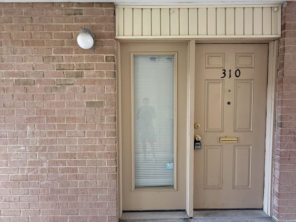 310 Centre Ave