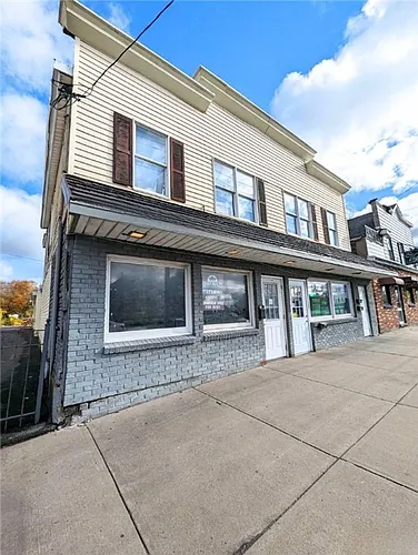 223-227 E Dominick St Photo 1