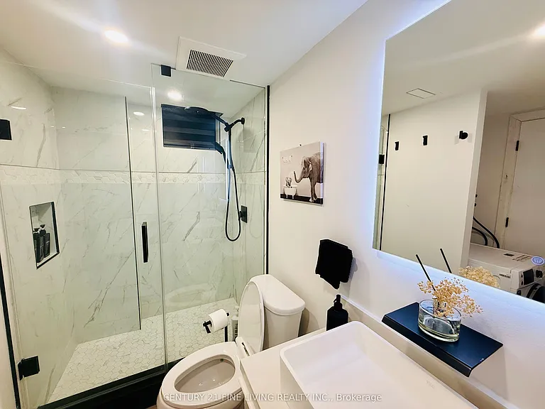402 McRoberts Ave — Photo 7