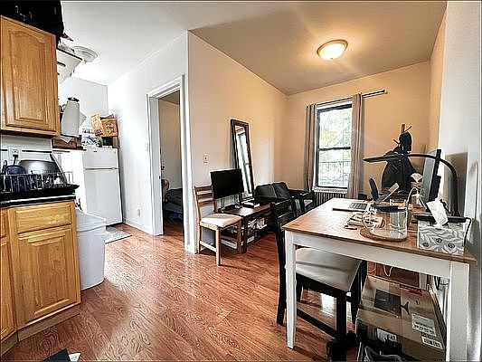 1st image of 430 E 11th St APT 19