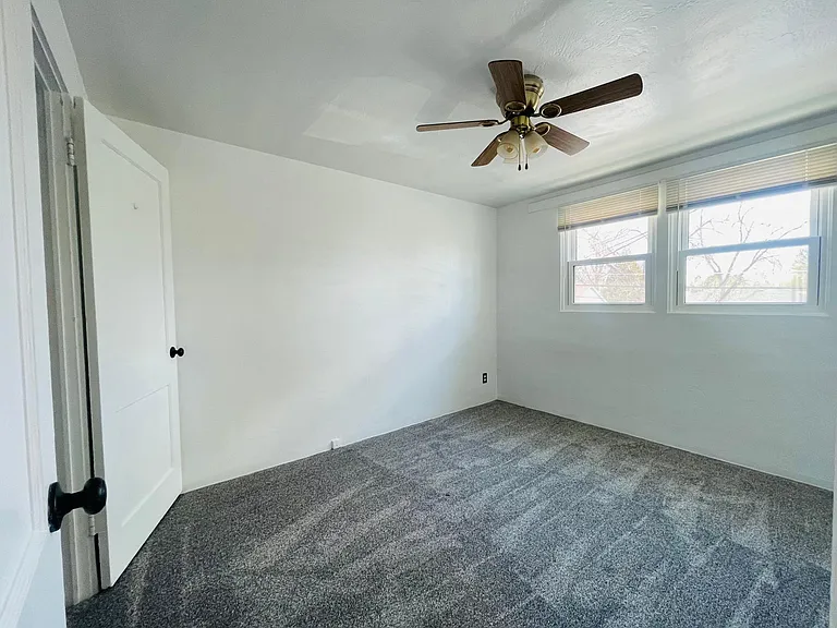 2443 Paseo Rd — Photo 17