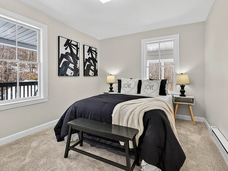 318 Charles St #2 — Photo 20