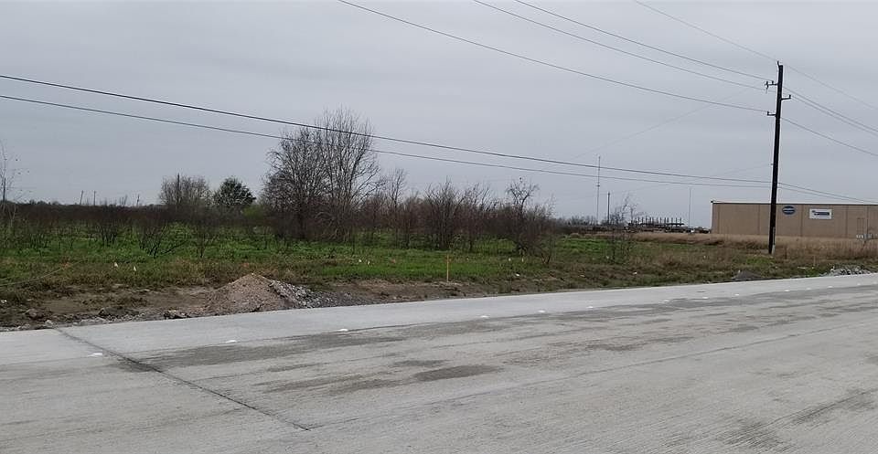 1st image of 3227 Highway 59