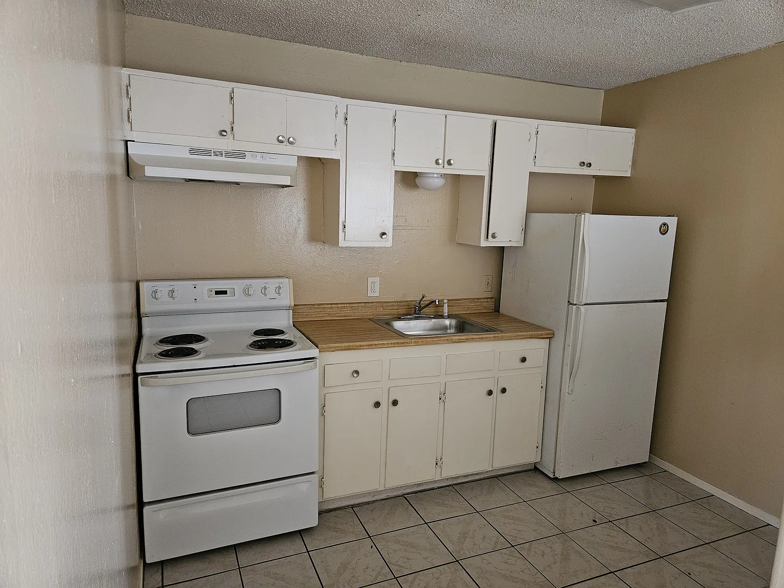 1 bed, 650 sqft, $600 — Photo 3