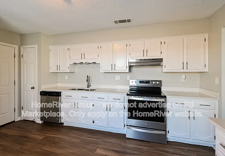 5467 Banbury Ave — Photo 6