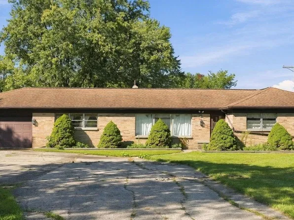 6725 Coldwater Rd, Fort Wayne, IN 46825