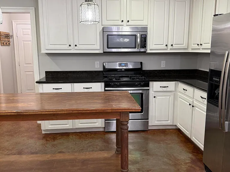 107 Millhouse Dr — Photo 8