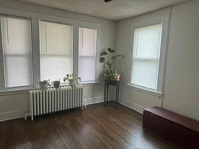 148 Edson Ave — Photo 3