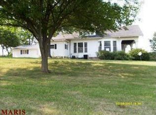 8764 Highway Ad, Louisiana, MO 63353