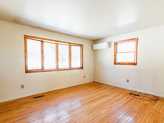 2nd image of 117 Beechwood Street