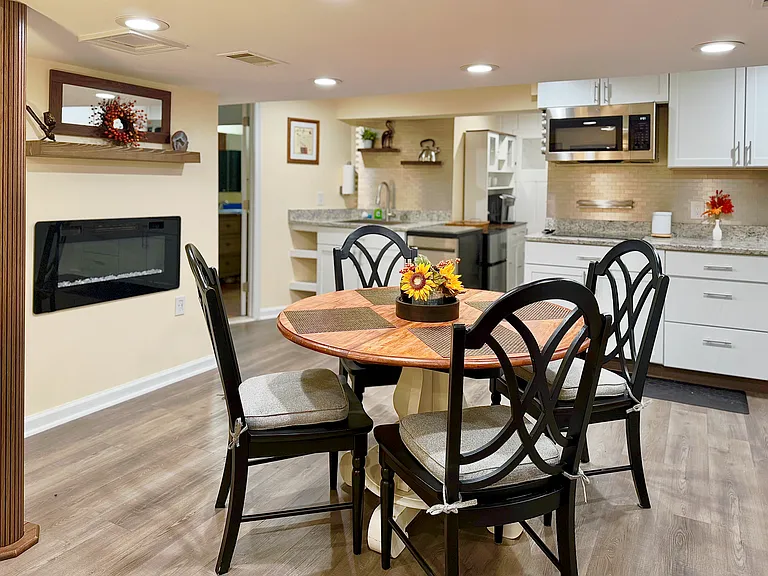 10211 McKenney Ave #B — Photo 13