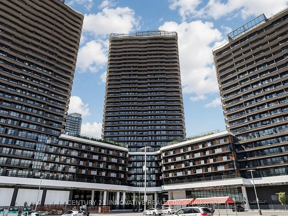 18 Esther Shiner Blvd #3501