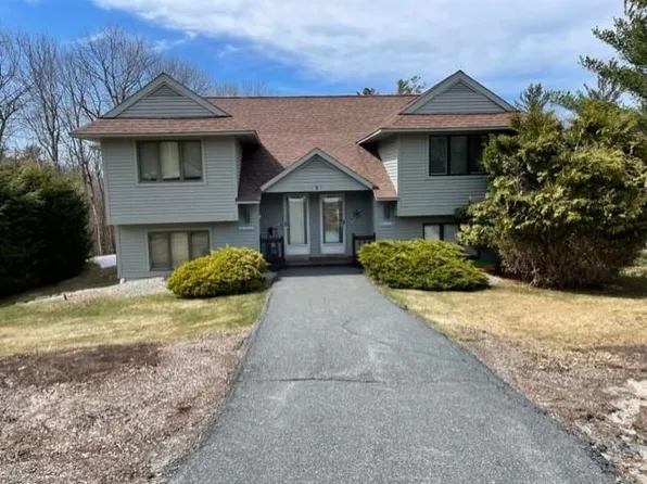 1B N Peak Vlg, Newbury, NH 03255