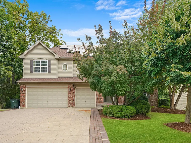 5670 Brentwood Dr — Photo 16