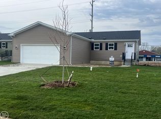 4207 Sugar Maple Run UNIT 3, Flint, MI 48506