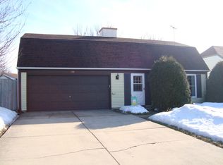 255 Fernwood Rd, Montgomery, IL 60538