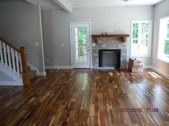 4th image of 3047 Gracie Ann Dr