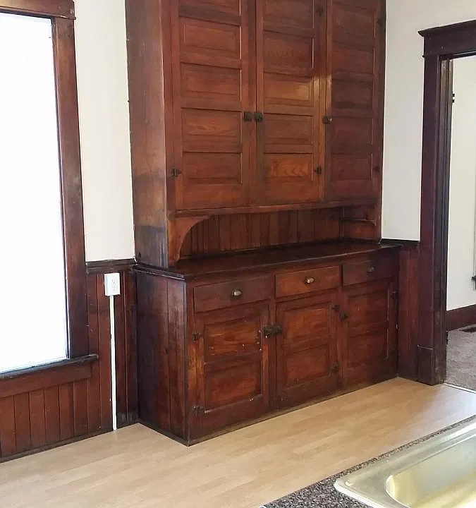 Plenty of Kitchen Storage