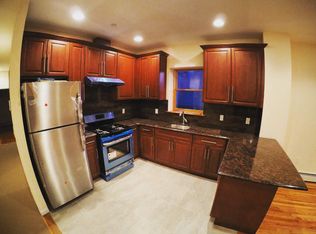 73 Bay 28th St #3, Brooklyn, NY 11214