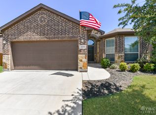 2933 Saddle Creek Dr, Fort Worth, TX 76177