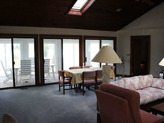 5th image of 240 Peary Point Ln
