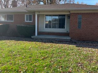 25827 Marilyn Ave, Warren, MI
