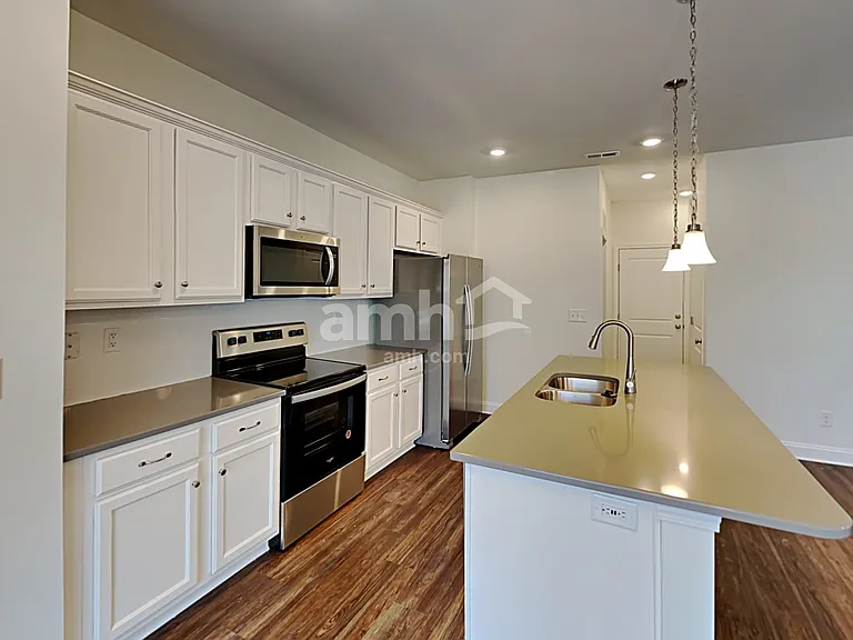 2034 Corey Joseph Dr — Photo 3