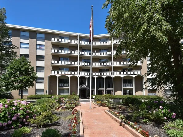 3400 Wooster Rd APT 412, Rocky River, OH 44116
