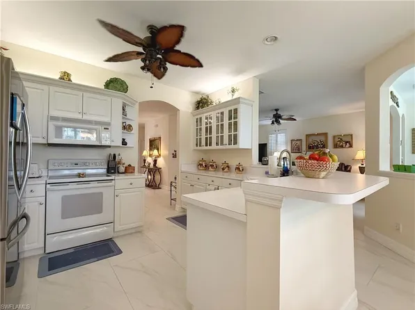1310 Charleston Square Dr APT 101, Naples, FL 34110