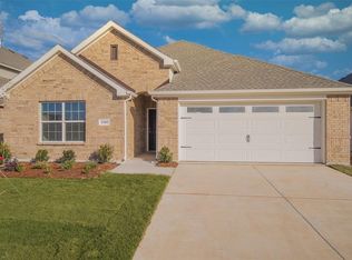 2502 Castle Ridge Dr, Glenn Heights, TX 75154