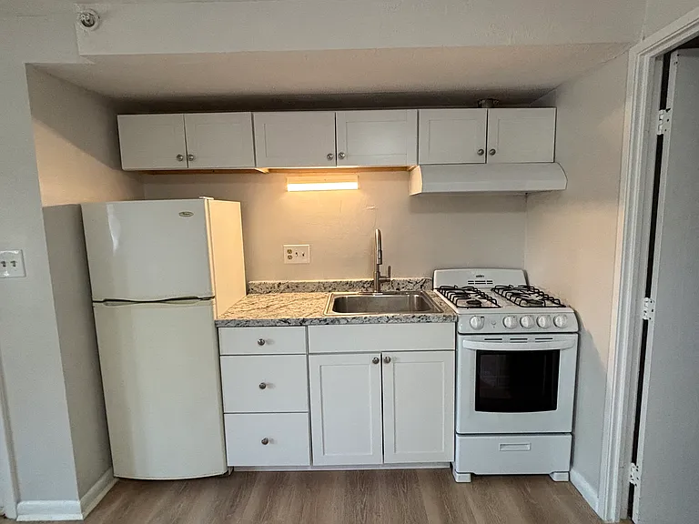 139A Commercial St #139A — Photo 4
