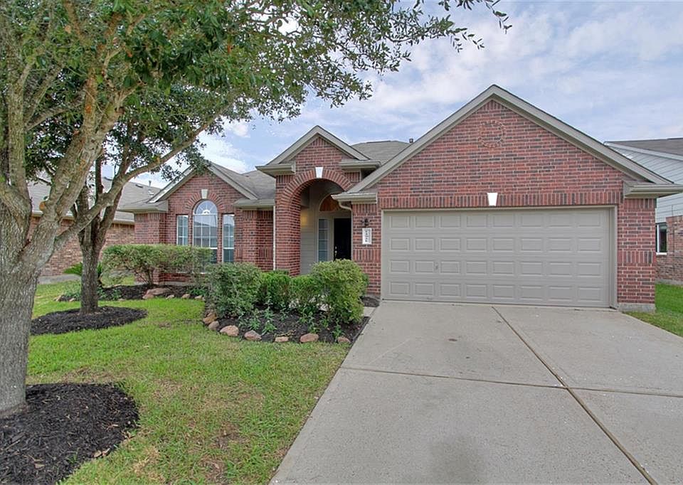 1st image of 14931 Mills Park Ln