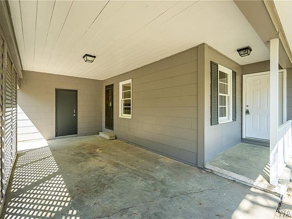 4th image of 3120 2nd Ave