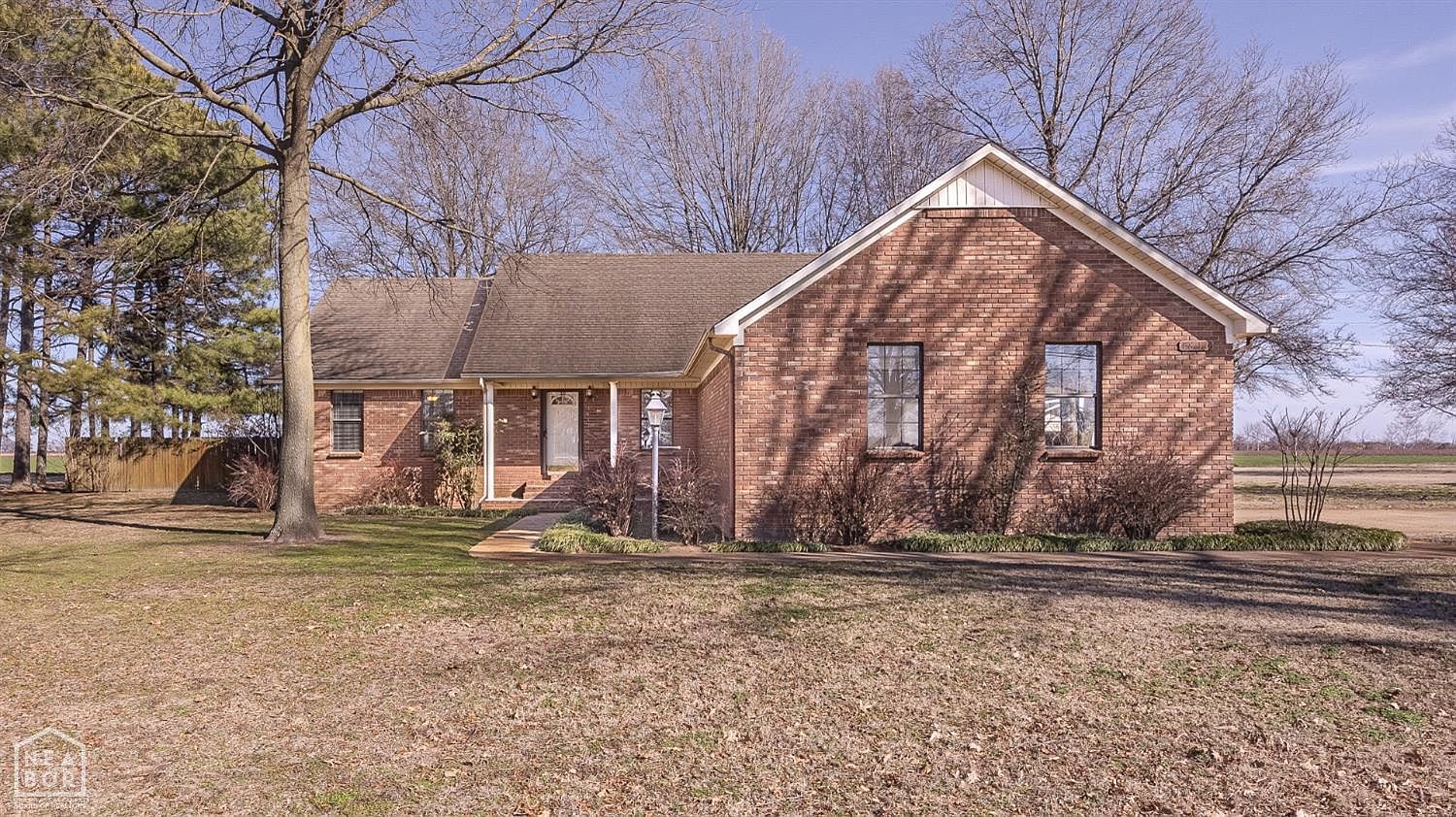 1810 S Main St, Leachville, AR 72438 Zillow