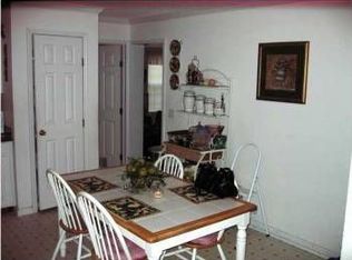 5982 Dixie Plantation Rd, Hollywood, SC 29449