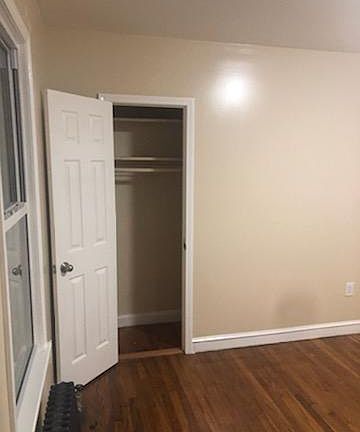4th image of 657 E 222nd St