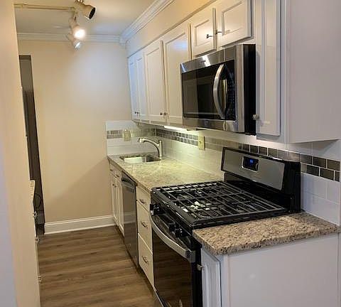 3rd image of 362 1st St