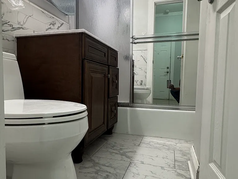 325 79th St #26 — Photo 8