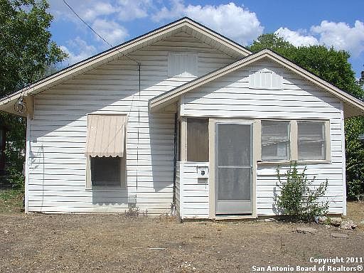 1st image of 1631 N CENTER