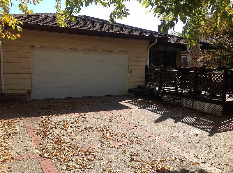 2nd image of 2533 54th St
