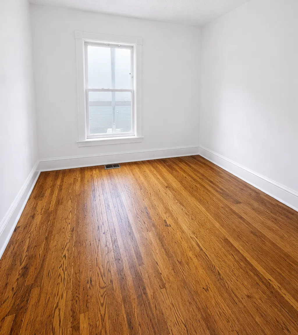 6 bed, $3,100 — Photo 4