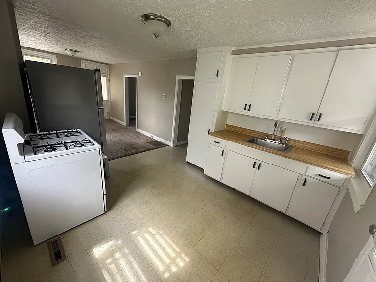 2669 N Sherman St #1 — Photo 3