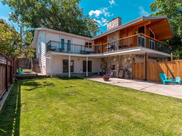 645 S 21st St, Fort Macleod, AB T0L 0Z0