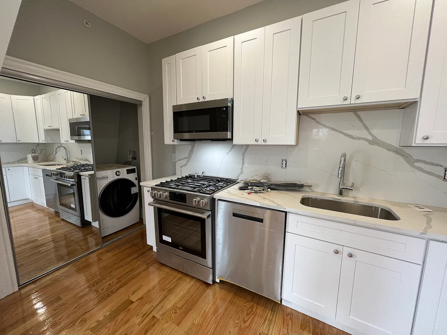71 Pearl St — Photo 2