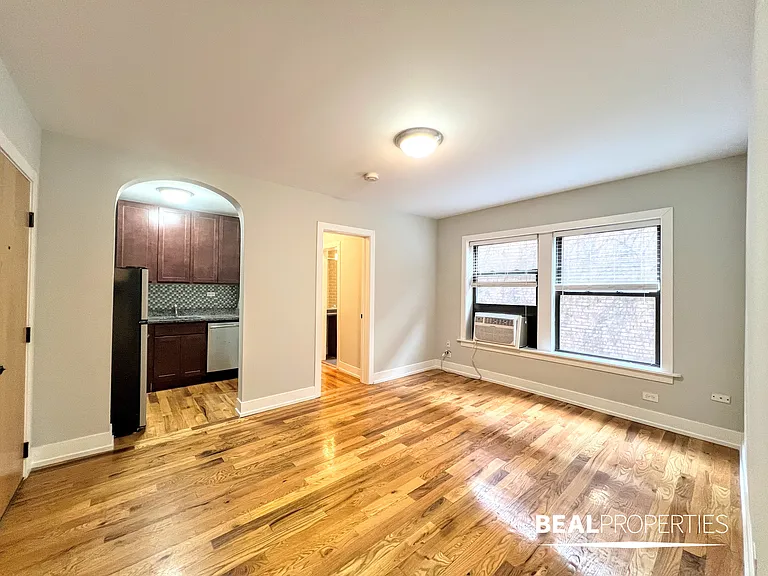 550 W Arlington — Photo 12