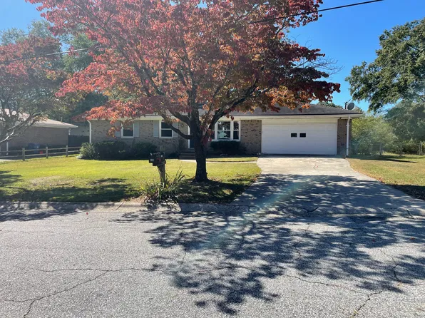 520 Anderson Dr, Lawrenceville, GA 30046