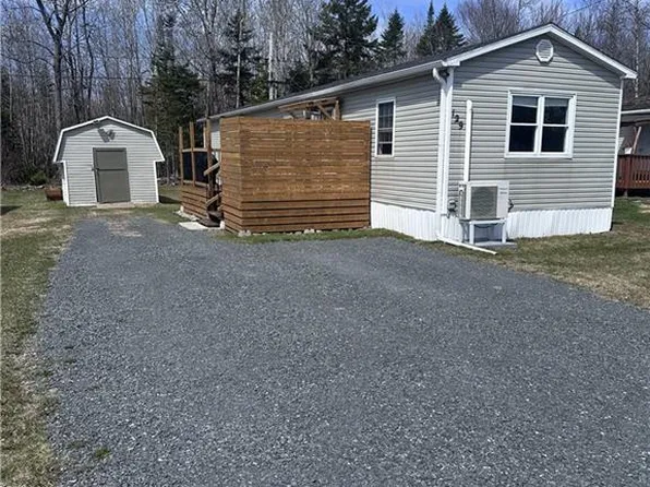 129 Eastwood St, Hanwell, NB E3B 6P7