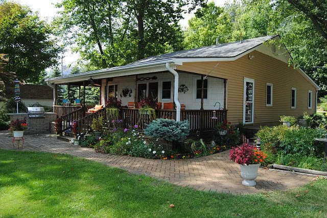 9426 S Amanda Dr photo 1